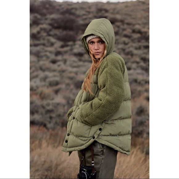 NEW Anthropologie Pilcro Moss Green Hooded Snap-Button Swing Puffer Jacket Coat - Picture 3 of 6